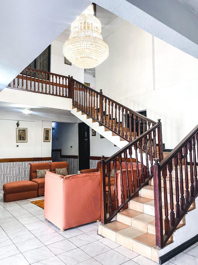 Hill View Hotel Mccarthy Hills Botianaw Luaran gambar
