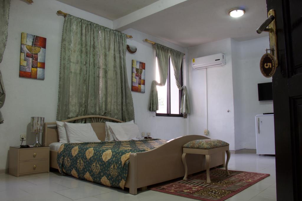 Hill View Hotel Mccarthy Hills Botianaw Luaran gambar