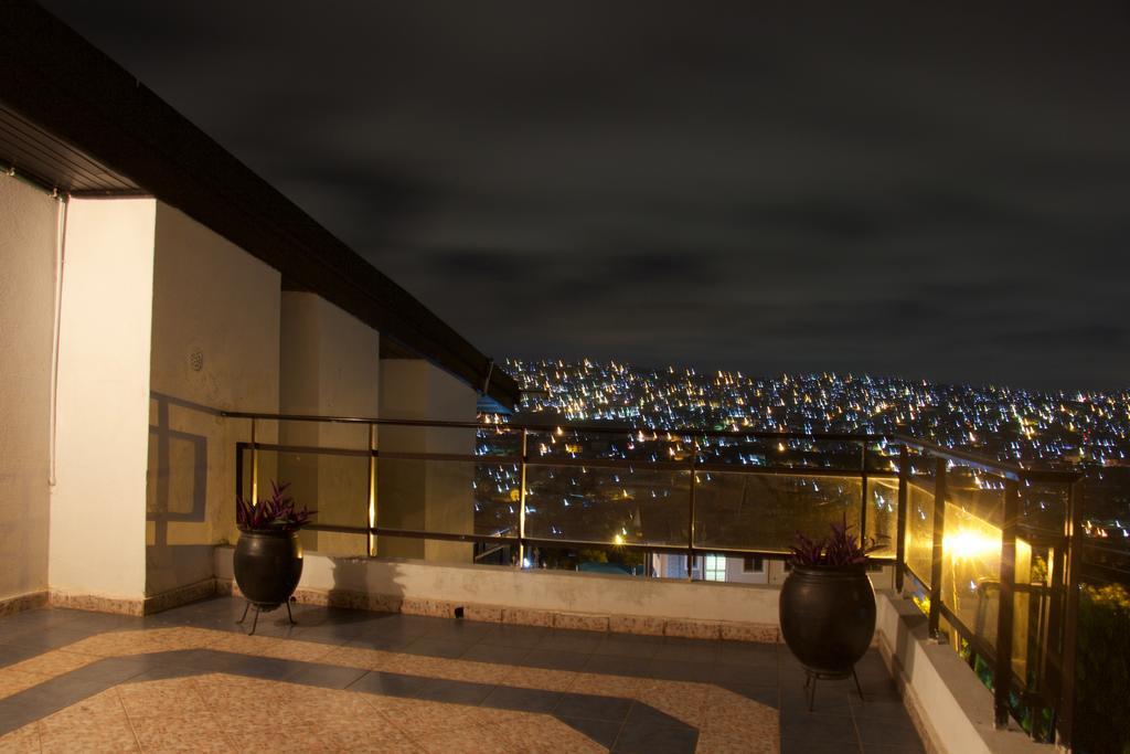 Hill View Hotel Mccarthy Hills Botianaw Luaran gambar