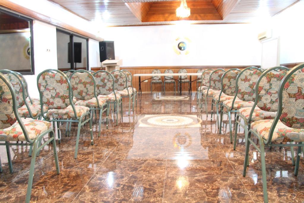 Hill View Hotel Mccarthy Hills Botianaw Luaran gambar