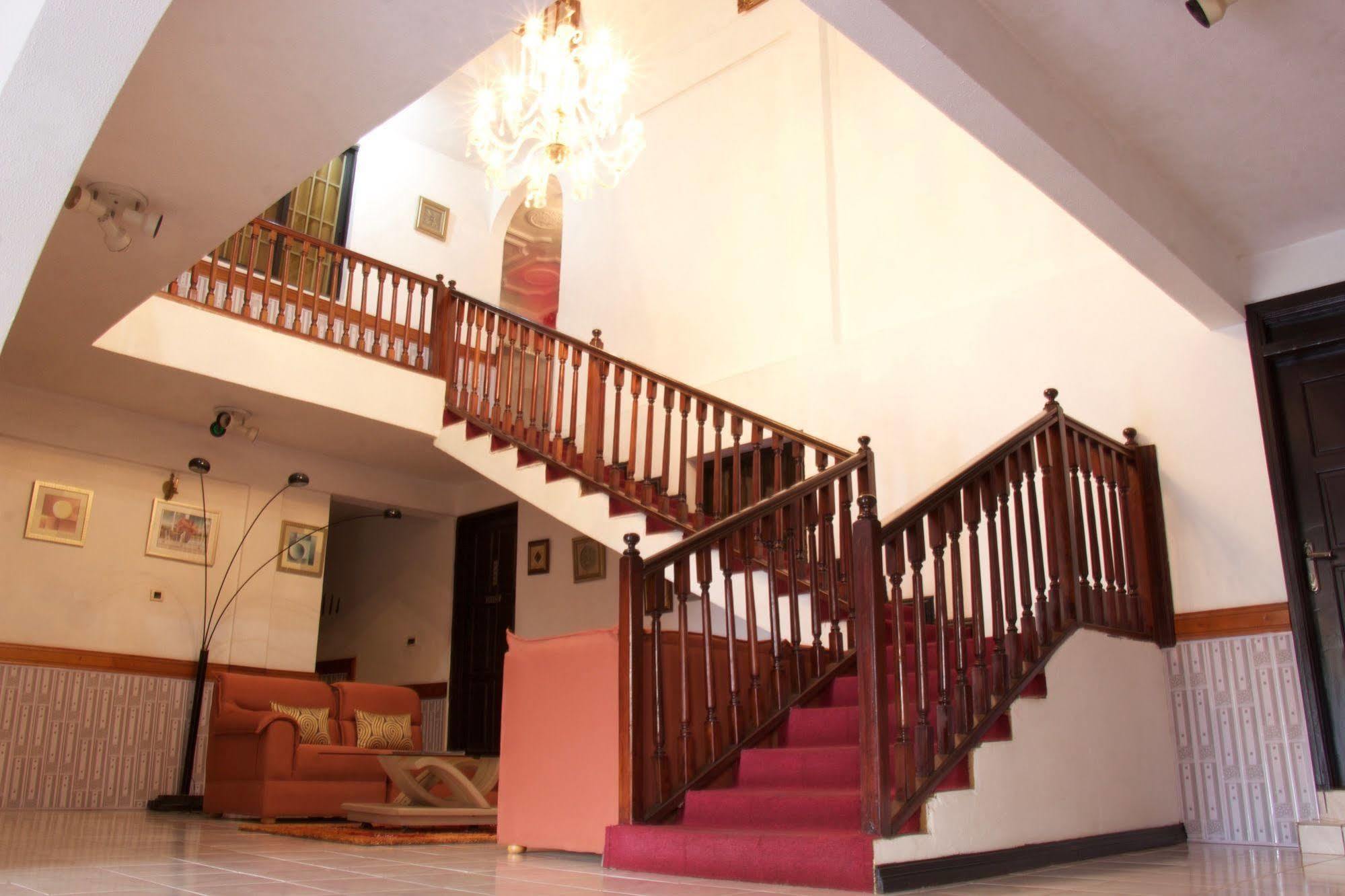 Hill View Hotel Mccarthy Hills Botianaw Luaran gambar
